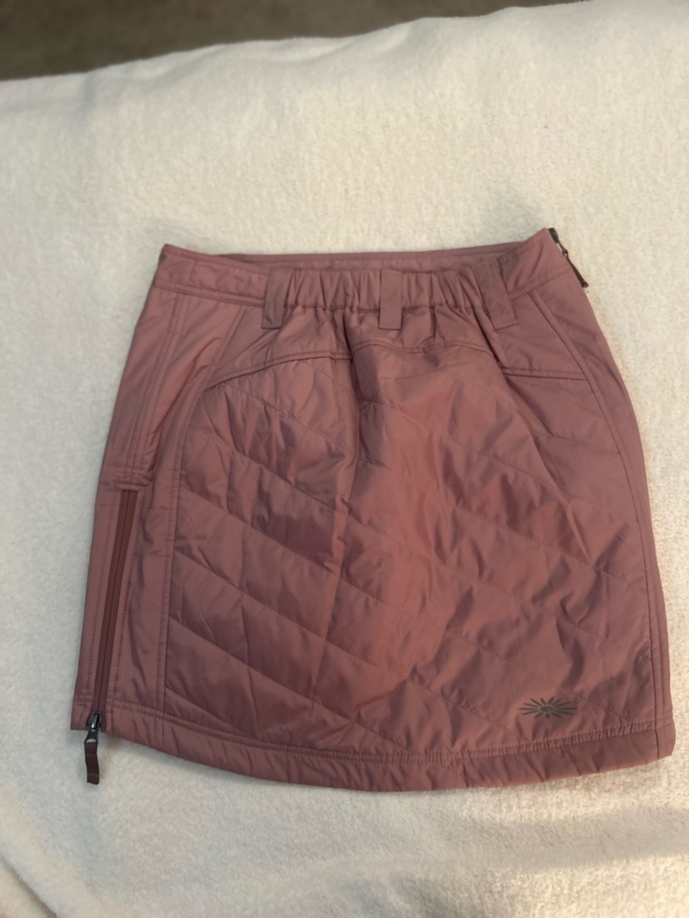Skhoop Women's Quilted Sandy Short Skirt in Dusty Rose - Picture 16 of 16